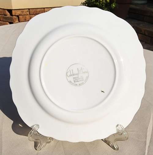 A WW2 ERA 1939 MARKED COLCOUGH CHINA TRIO IN HARLEQUIN BALLET LEMON YELLOW PATTERN (1ST OF 6)