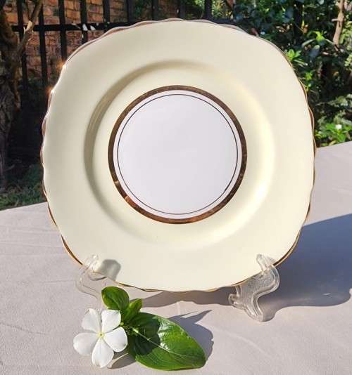 COLCOUGH CHINA TRIO IN HARLEQUIN BALLET LEMON YELLOW PATTERN (2ND OF 6) - WW2 ERA 1939 MARK