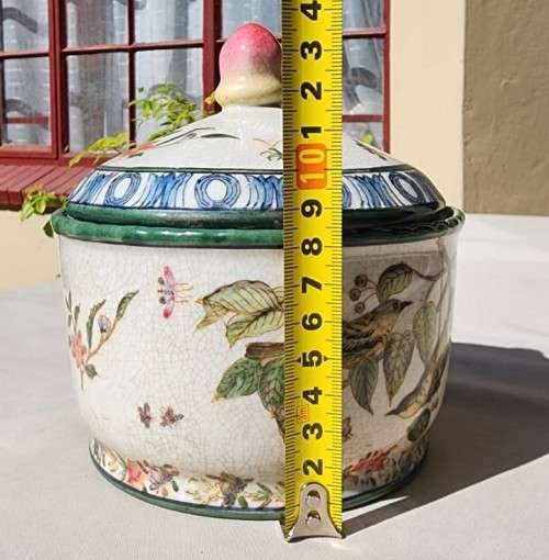 VINTAGE WONG LEE (WL) 1895 CHINESE PORCELAIN LIDDED BOWL