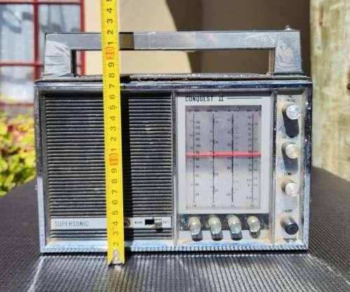 VINTAGE 1970S CONQUEST 2 PR128 SUPERSONIC RADIO MADE IN OLD RHODESIA WORKING