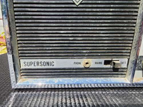 VINTAGE 1970S CONQUEST 2 PR128 SUPERSONIC RADIO MADE IN OLD RHODESIA WORKING