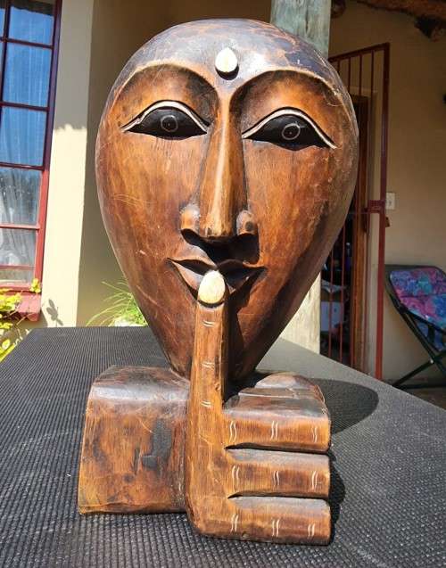 BALINESE MALE SHUSH WOODEN MASK FOR A WELCOME DAY OF SILENCE LARGE 40CM HIGH