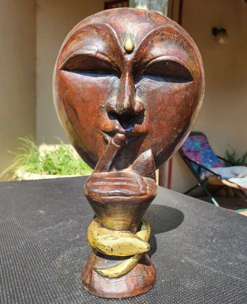 BALINESE FEMALE SHUSH WOODEN MASK FOR A WELCOME DAY OF SILENCE LARGE 40CM HIGH