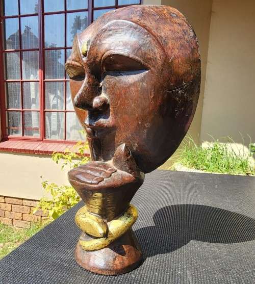 BALINESE FEMALE SHUSH WOODEN MASK FOR A WELCOME DAY OF SILENCE LARGE 40CM HIGH