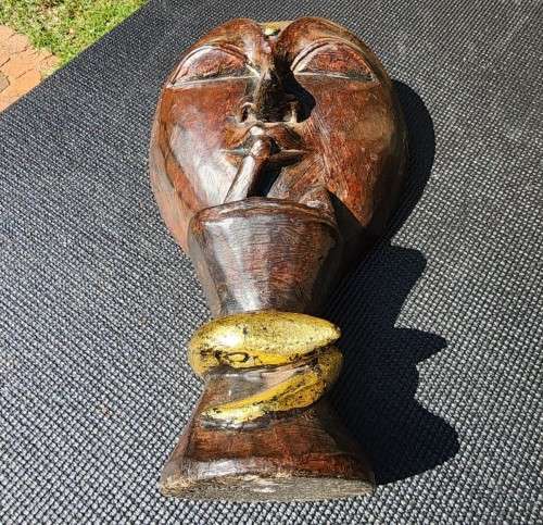 BALINESE FEMALE SHUSH WOODEN MASK FOR A WELCOME DAY OF SILENCE LARGE 40CM HIGH