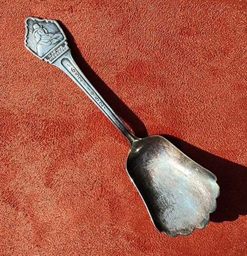 AN 1952 JAN VAN RIEBEECK 300 YEAR ANNIVERSARY SOLA 90 DUTCH SILVERPLATED SPOON