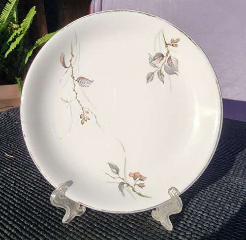 ALFRED MEAKIN ENGLAND VINTAGE 1940-1960 GLO-WHITE SERIES SONATA PATTERN 19 PIECE IRONWARE TEASET