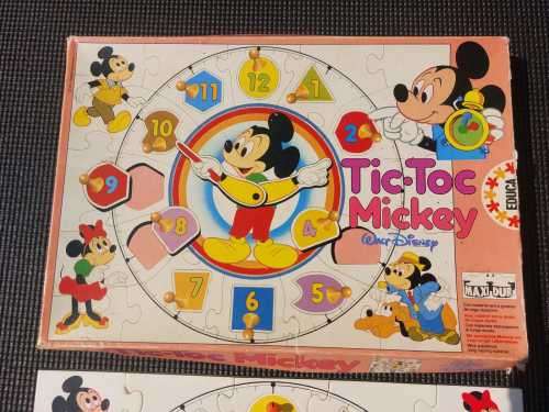 MICKEY MOUSE KEEPS TIME WITH THIS WONDERFUL 1985 TIC-TOC JIGSAW PUZZLE CLOCK