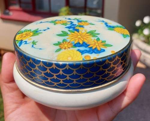 MADE IN GREAT BRITAIN VINTAGE TIN CONTAINER
