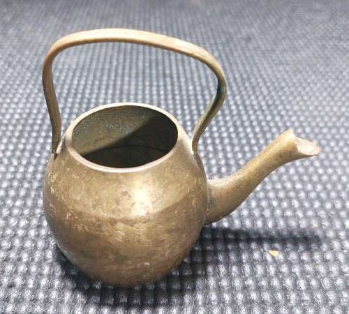 WONDERFUL BATCH OF 7 BRASS ITEMS 3 VASES PITCHER MINIATURE KETTLE AND BUCKET BOWL