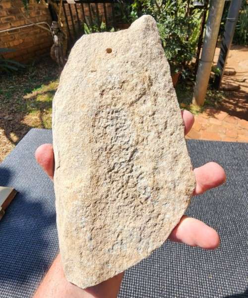 BUSHMAN WALKING MODERN IMITATION SAN BUSHMEN ROCK ART ON SLATE SIGNED BY ARTIST