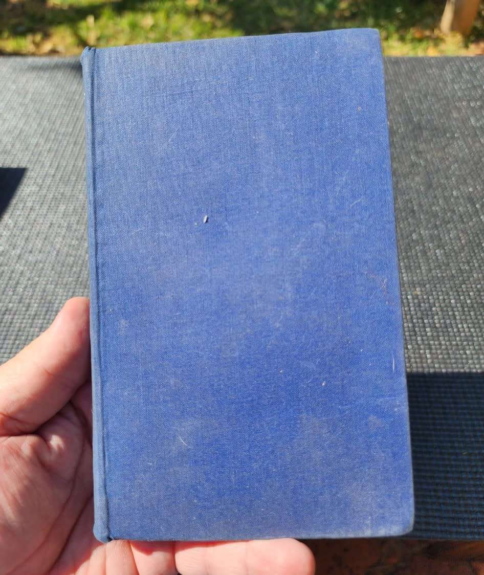 A HANDY DICKENS 1941 FIRST EDITION: SELECTIONS FROM THE WORKS OF CHARLES DICKENS BY ARTHUR MACHEN