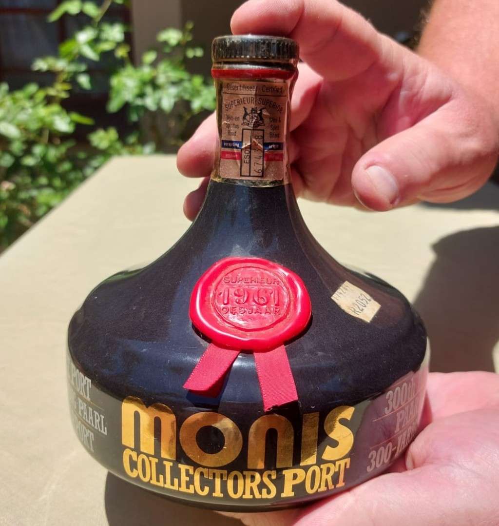 MONIS 1961 COLLECTORS PORT PAARL 300 YEAR ANNIVERSARY LIMITED EDITION RARE 5TH OF 5