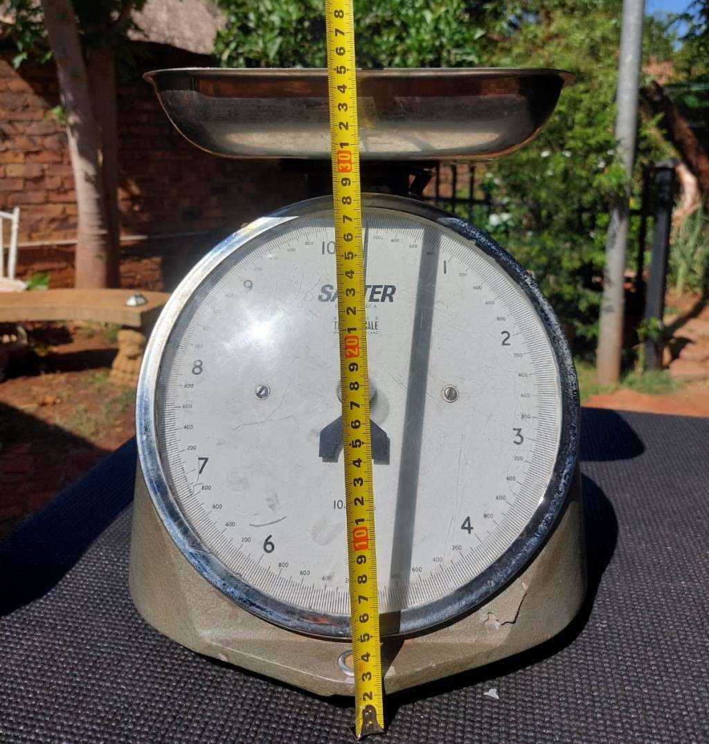 SALTER ENGLAND 10KGx20G MECHANICAL SCALE HUGE 35CM HIGH MODEL 40A VINTAGE 1980S