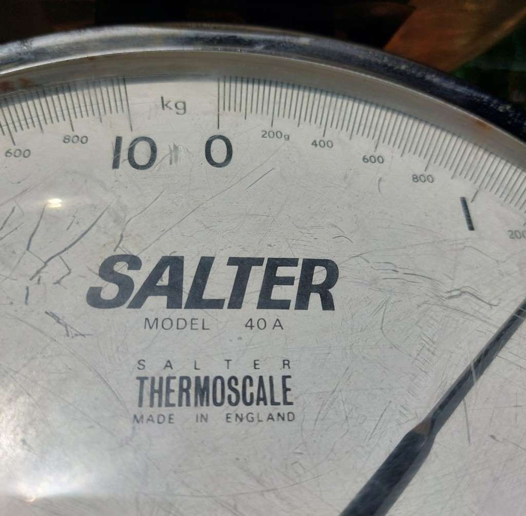 SALTER ENGLAND 10KGx20G MECHANICAL SCALE HUGE 35CM HIGH MODEL 40A VINTAGE 1980S