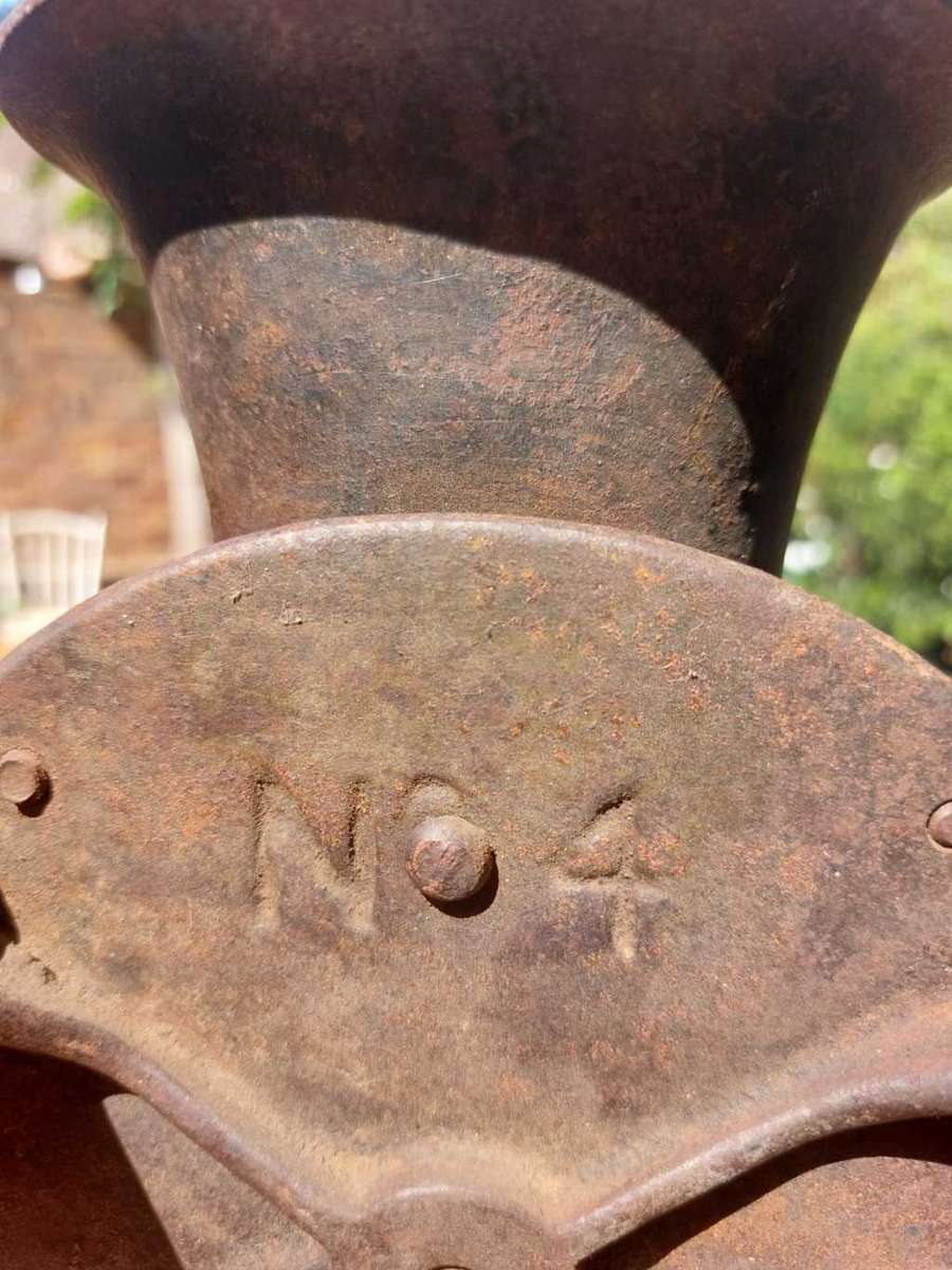 ANTIQUE VICTORIAN 1890S LOVELOCK NO 4 COFFEE GRINDER