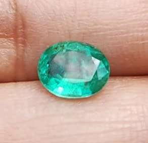 GISA CERTIFIED STRONG GREEN EMERALD 1.13CT GEMSTONE WITH INCLUSIONS! PLEASE READ FULL DESCRIPTION!