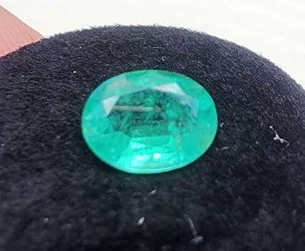 GISA CERTIFIED STRONG GREEN EMERALD 1.13CT GEMSTONE WITH INCLUSIONS! PLEASE READ FULL DESCRIPTION!