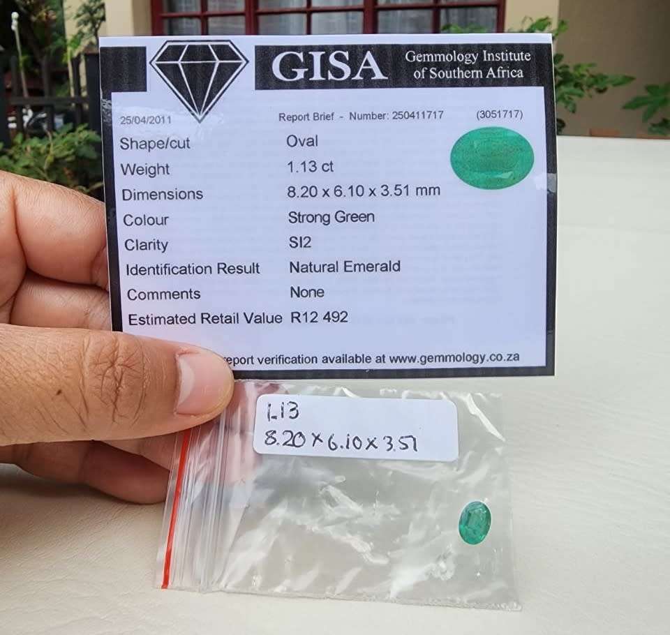 GISA CERTIFIED STRONG GREEN EMERALD 1.13CT GEMSTONE WITH INCLUSIONS! PLEASE READ FULL DESCRIPTION!