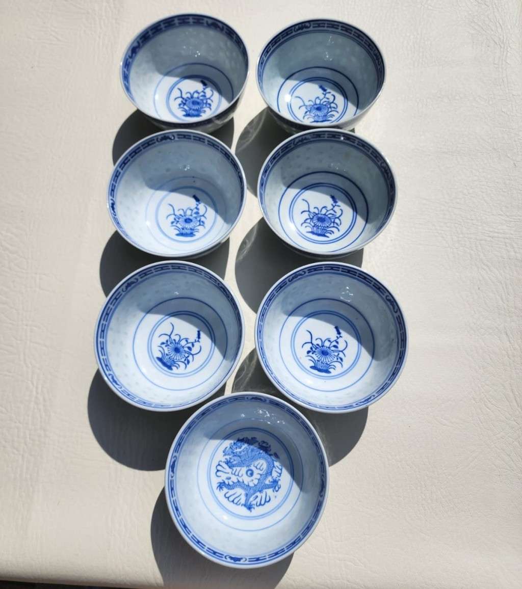 ICONIC VINTAGE 1970S LING LONG (TRANSLUCENT RICE EYES) 37 PIECE CHINESE JINGDEZHEN RICE BOWL SET