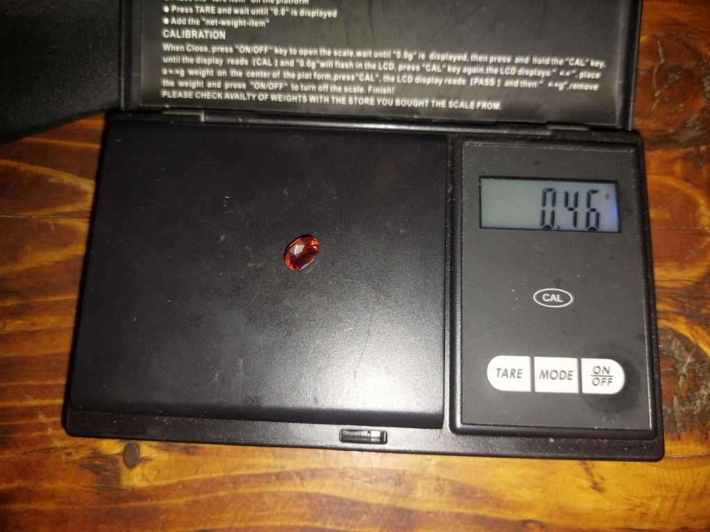 VIVID ORANGE GISA CERTIFIED 2,32CT SAPPHIRE GEMSTONE WITH LOVELY OVAL CUT  UV RED!  THERMAL HIGH