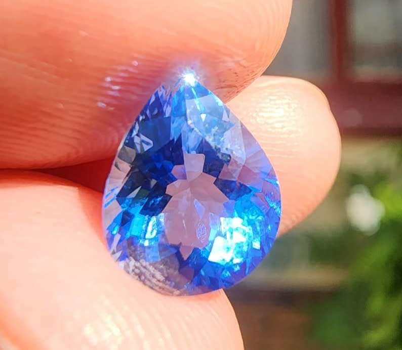 PEAR CUT 2.40CT MODERATE BLUEISH VIOLET TANZANITE GEMSTONE  PLEASE READ FULL DESCRIPTION