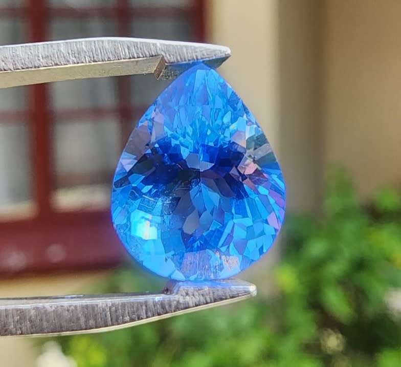 PEAR CUT 2.40CT MODERATE BLUEISH VIOLET TANZANITE GEMSTONE  PLEASE READ FULL DESCRIPTION