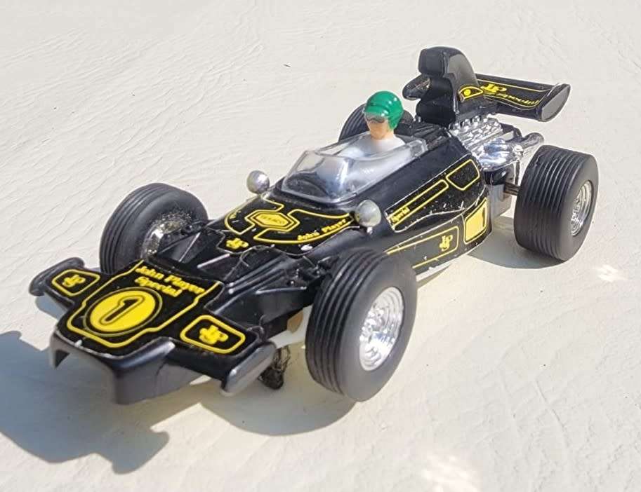 SUPER RARE 1973 JOHN PLAYER SPECIAL LOTUS F1 SLOT CAR  EMERSON FITTIPALDI
