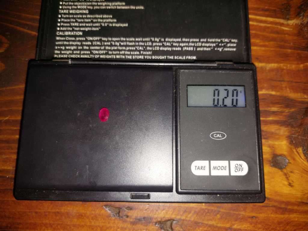 BLOOD RED 1.0CT RUBY GEMSTONE - UV STRONG RED!  HIGH THERMAL CONDUCTIVITY!  HEAT TREATED!