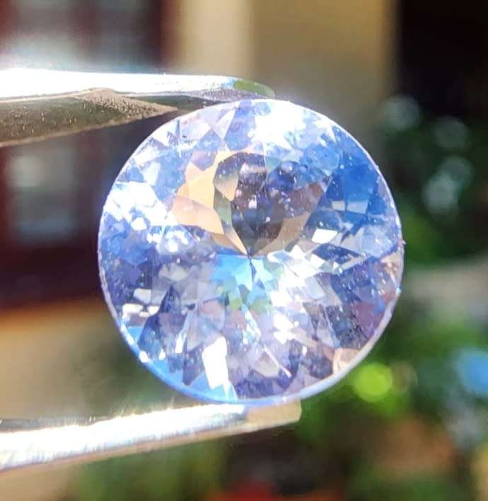 GISA CERTIFIED 2.00CT PALE BLUEISH VIOLET TANZANITE GEMSTONE  PLEASE READ FULL DESCRIPTION