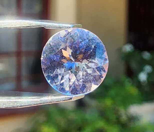 GISA CERTIFIED 2.00CT PALE BLUEISH VIOLET TANZANITE GEMSTONE  PLEASE READ FULL DESCRIPTION