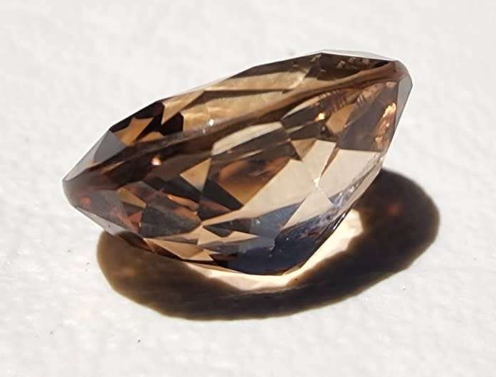 GLORIOUS LARGE 9.1CT BROWNISH ORANGE IMPERIAL TOPAZ GEMSTONE WITH OVAL CUT