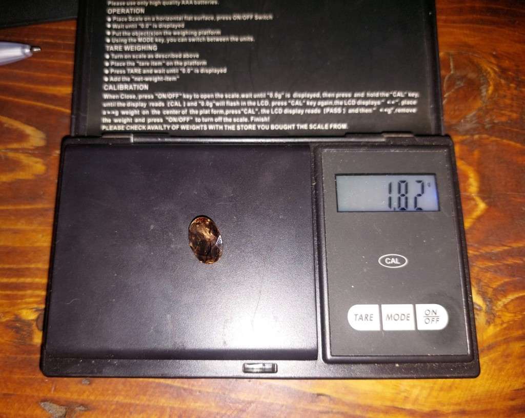 GLORIOUS LARGE 9.1CT BROWNISH ORANGE IMPERIAL TOPAZ GEMSTONE WITH OVAL CUT