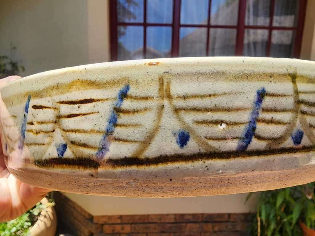 HAND PAINTED EARTHENWARE CHIP AND DIP DISH