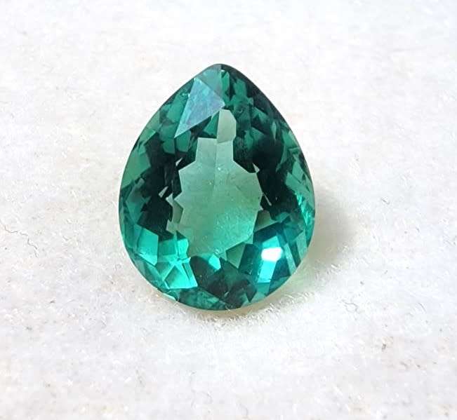 AMAZING! A LARGE 3.65CT GREEN AMETHYST GEMSTONE WITH BEAUTIFUL PEAR CUT