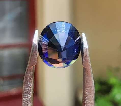 SHINING 2.0CT BLUE SAPPHIRE WITH LOVELY OVAL CUT FROM AFRICA  THERMAL TESTED VERY HIGH!