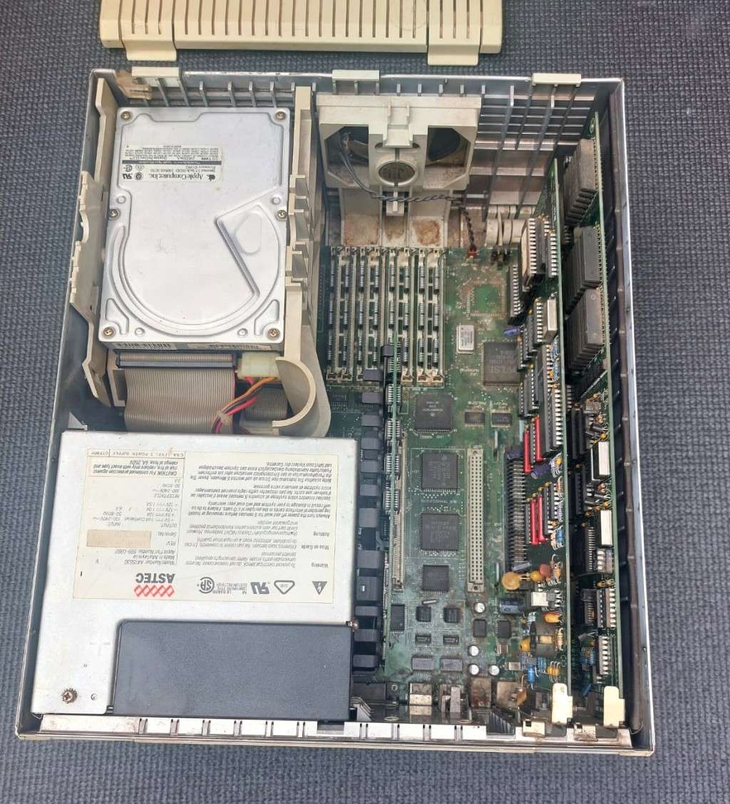 ICONIC WORKHORSE 1990 APPLE MACINTOSH IICI WITH NUBUS RASTEROPS VIDEO CARD