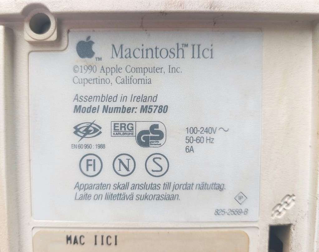 ICONIC WORKHORSE 1990 APPLE MACINTOSH IICI WITH NUBUS RASTEROPS VIDEO CARD