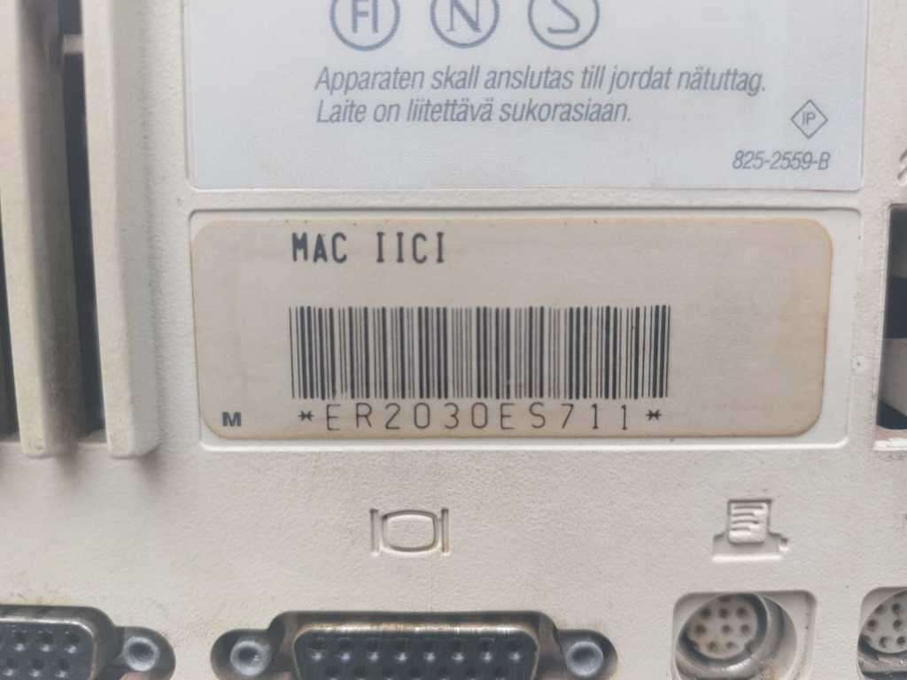 ICONIC WORKHORSE 1990 APPLE MACINTOSH IICI WITH NUBUS RASTEROPS VIDEO CARD