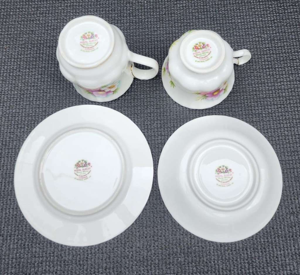 ROYAL ALBERT COSMOS OCTOBER FLOWER OF THE MONTH TEACUP SAUCER, SIDEPLATE AND EXTRA MUG