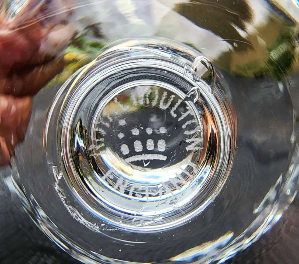 A RINGING AND SINGING CHRYSTAL CUT GLASS PEDASTAL STEMMED CANDY BOWL BY ROYAL DOULTON