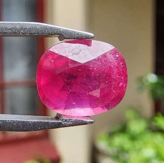 PINKISH RED 3.85CT RUBY GEMSTONE - UV MODERATE RED!  HIGH THERMAL CONDUCTIVITY!