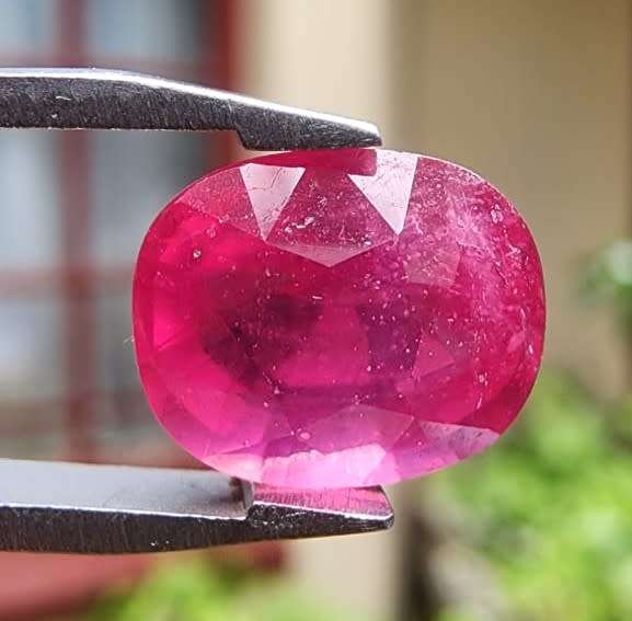 PINKISH RED 3.85CT RUBY GEMSTONE - UV MODERATE RED!  HIGH THERMAL CONDUCTIVITY!