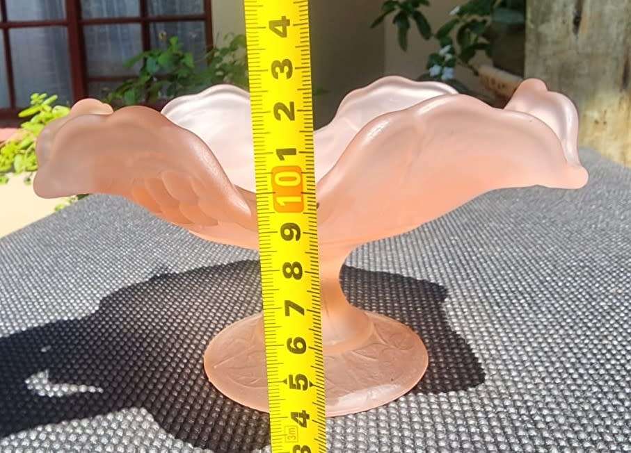 VINTAGE WESTMORELAND USA PINK FROSTED SATIN GLASS FOOTED COMPOTE FLOWER SHAPED