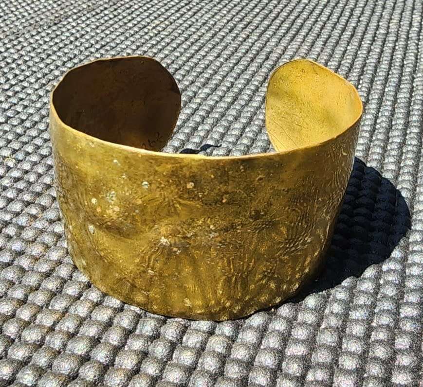 ANTIQUE BRONZE BANGLE ENGRAVED 1862 IZAK JAN