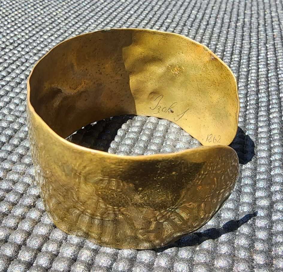 ANTIQUE BRONZE BANGLE ENGRAVED 1862 IZAK JAN