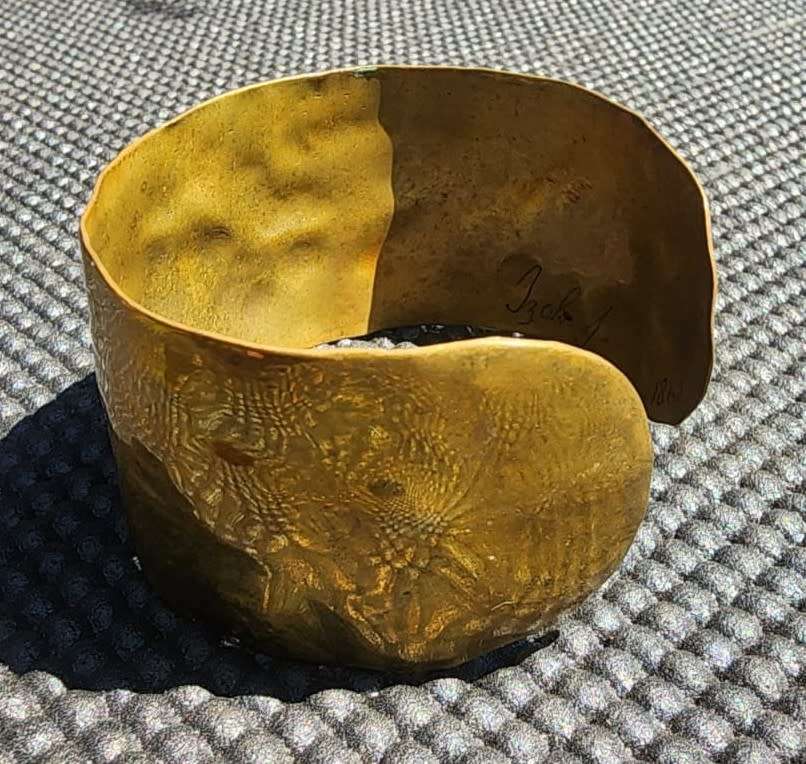 ANTIQUE BRONZE BANGLE ENGRAVED 1862 IZAK JAN