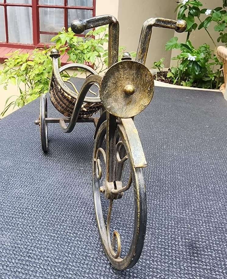 HAND CRAFTED METAL TRICYCLE RICKSHAW CART WINE HOLDER
