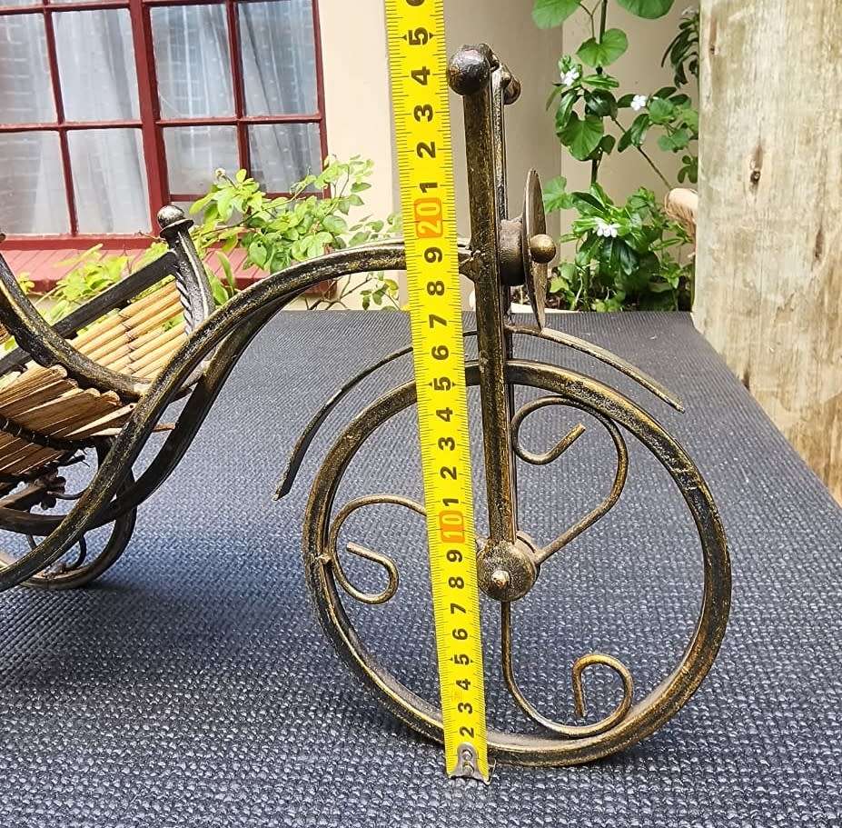 HAND CRAFTED METAL TRICYCLE RICKSHAW CART WINE HOLDER