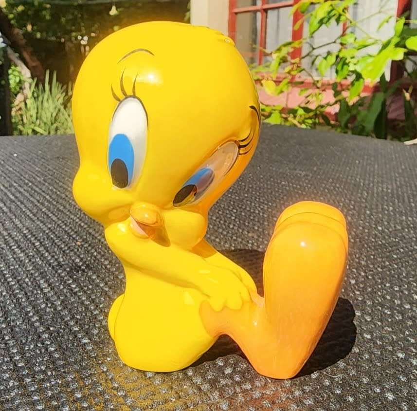 OH SO SWEET TWEETY 1999 CERAMIC SALT SHAKER